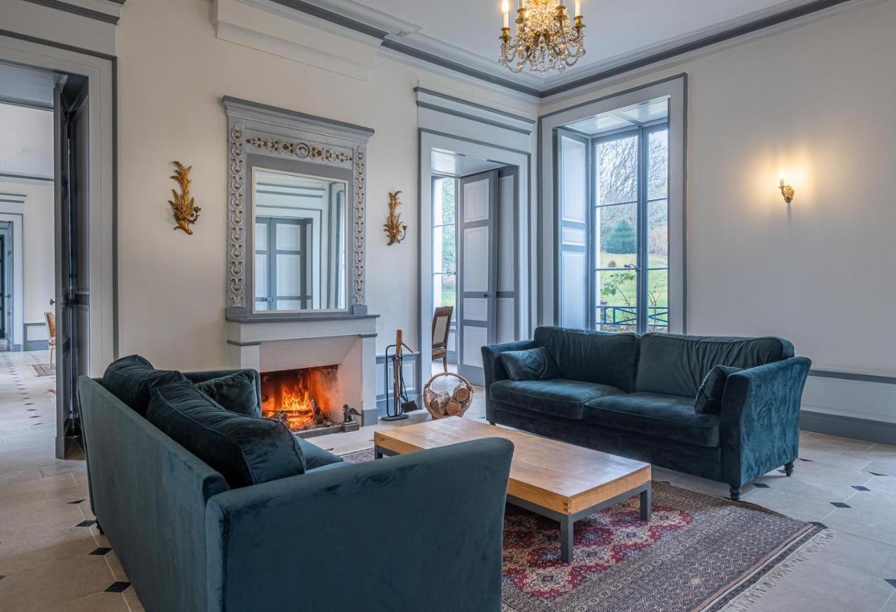 Chateau De Charnizay Eksteriør billede