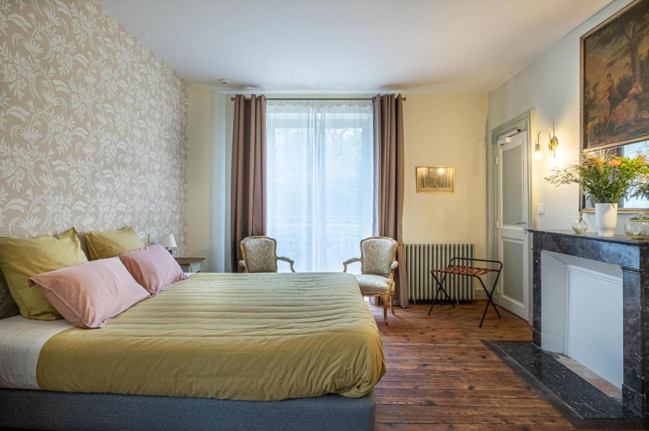 Chateau De Charnizay Eksteriør billede